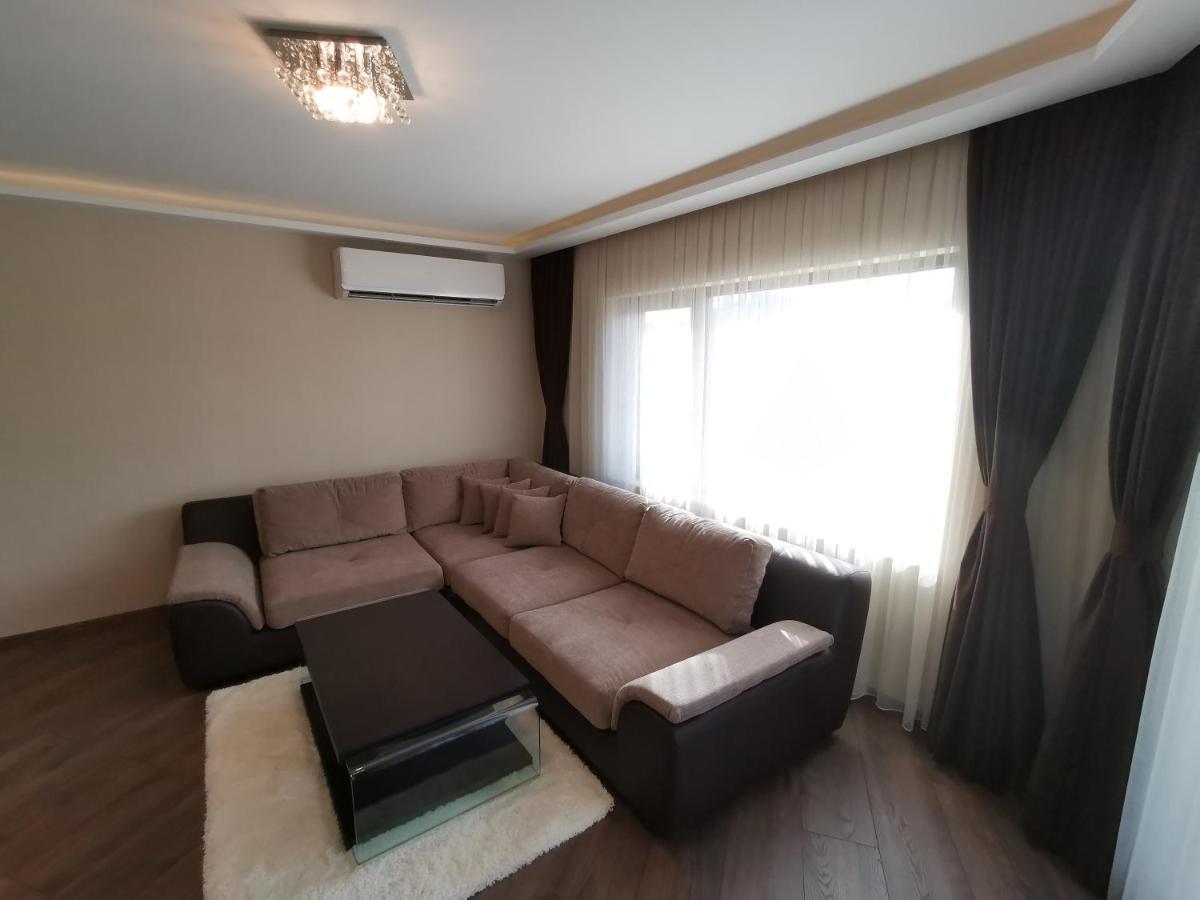 City Center Lux Apartment Varna Esterno foto