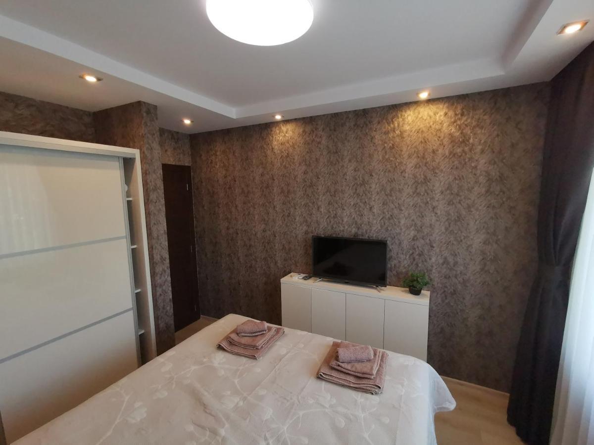 City Center Lux Apartment Varna Esterno foto